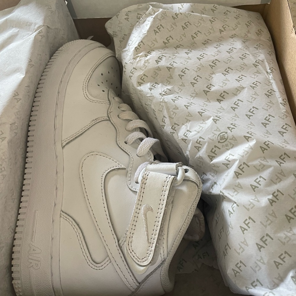 Air force 1 midi